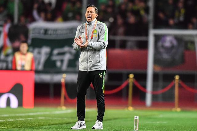 中国U18男冰斩获世锦赛乙级A组亚军 中国女冰降组